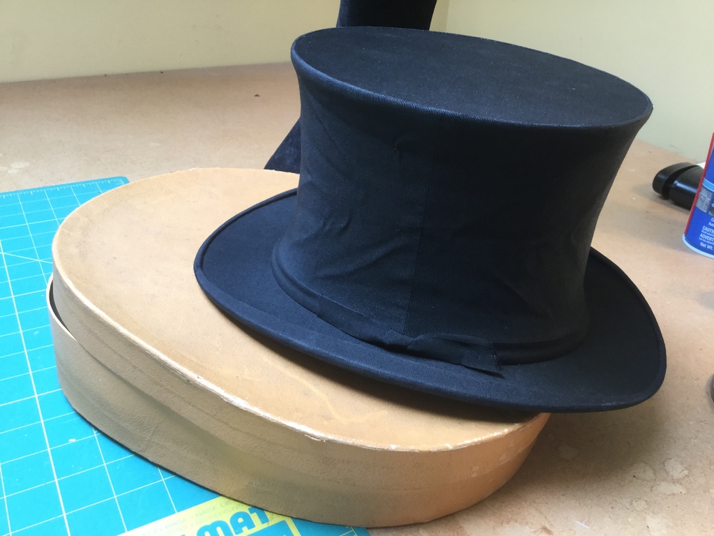Black Silk Collapsible Tophat
